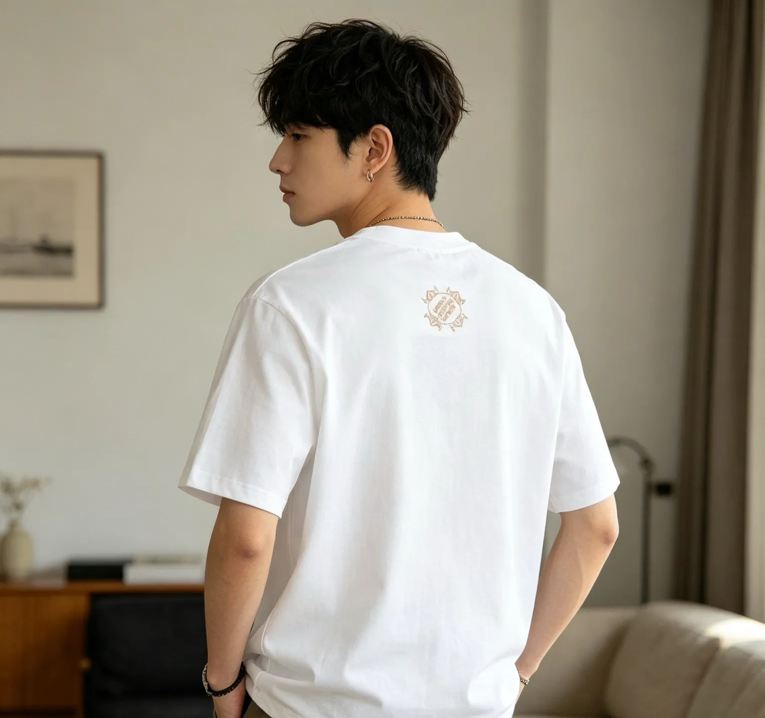 Louis Vuitton/Louis Vuitton 26ss embroidered letter Retro scroll short sleeves
